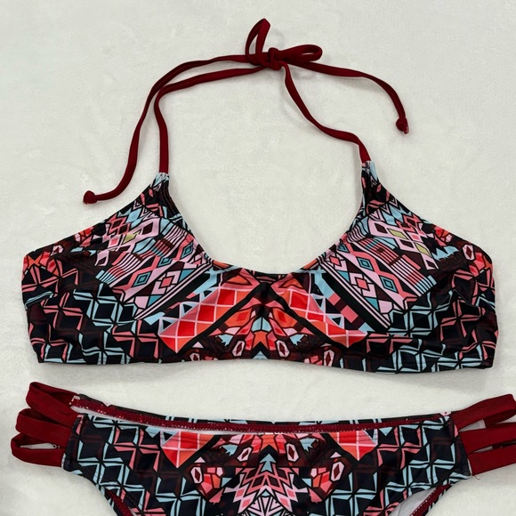 SHEIN Women’s Aztec Geometric Scoop Neck High Waist Bikini - black red, size L - Picture 3 of 9